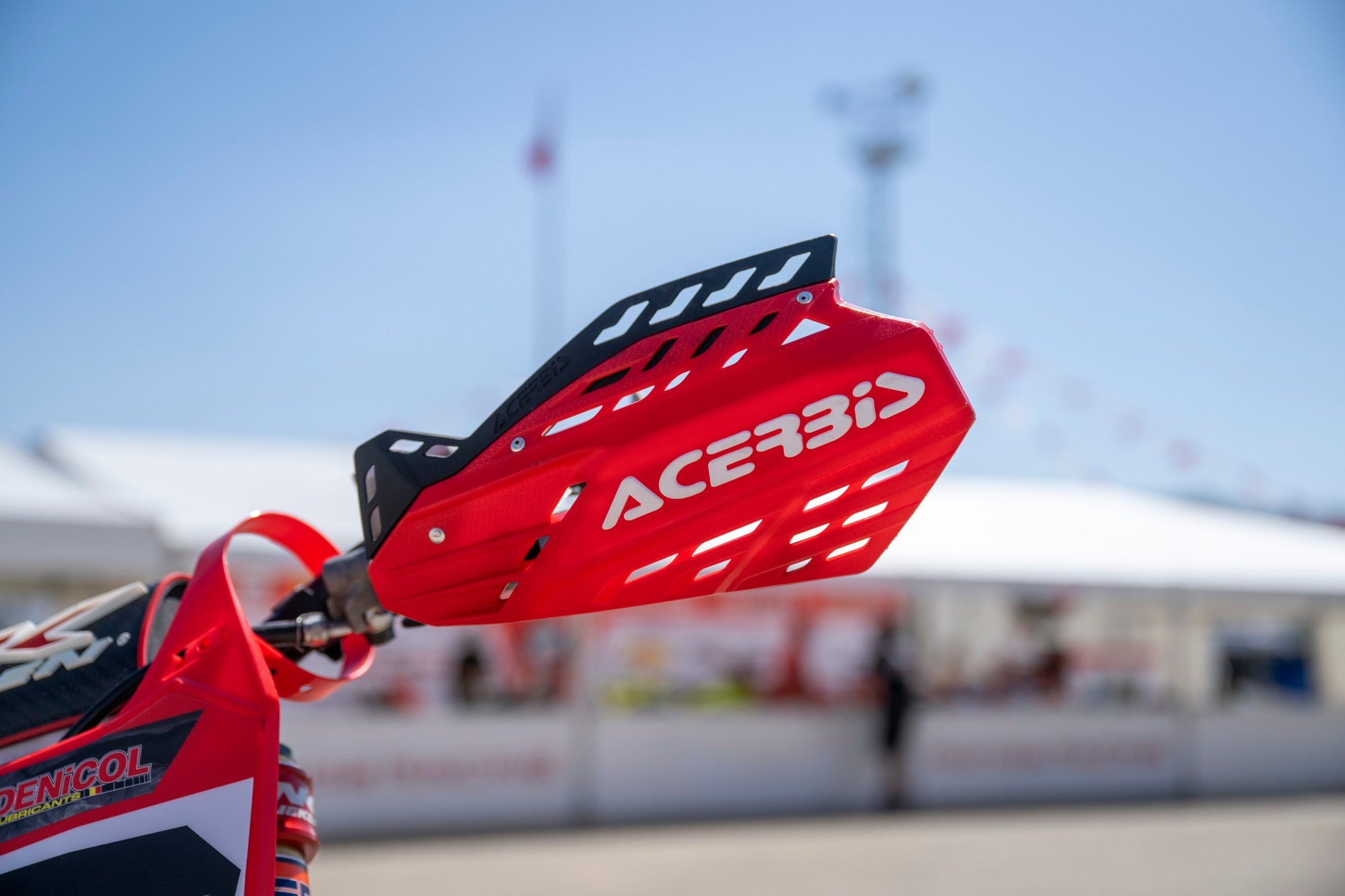 Handprotektoren offen